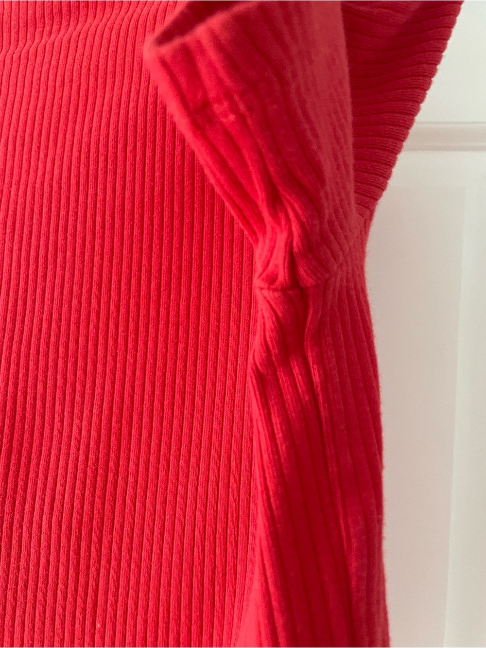 📌 Levi’s Red Ribbed Button-Front Women's Top - Picture 4 of 5